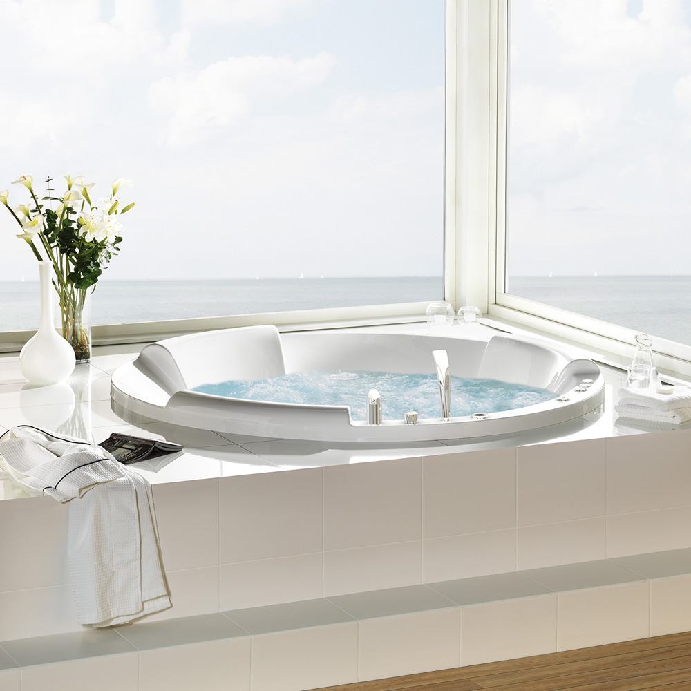 miljø med massagebade