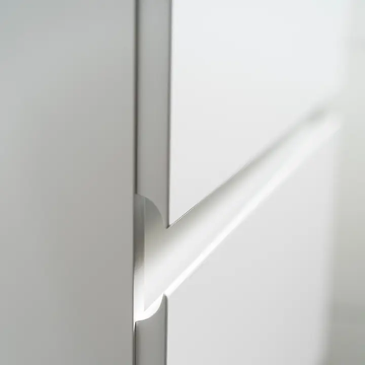 Badeværelsesmøbel Westerbergs Himmel med integreret greb